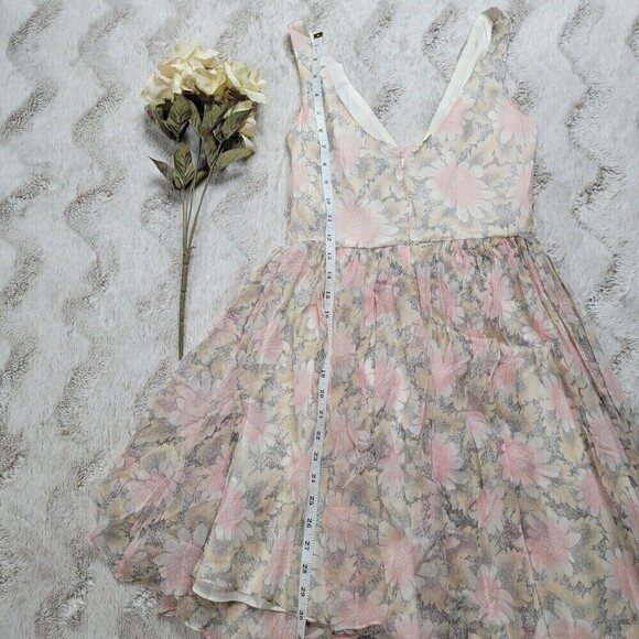 Elizabeth And James 100% Silk Shell Pink White Floral Print Sash V Neck Dress 4 - Picture 9 of 12